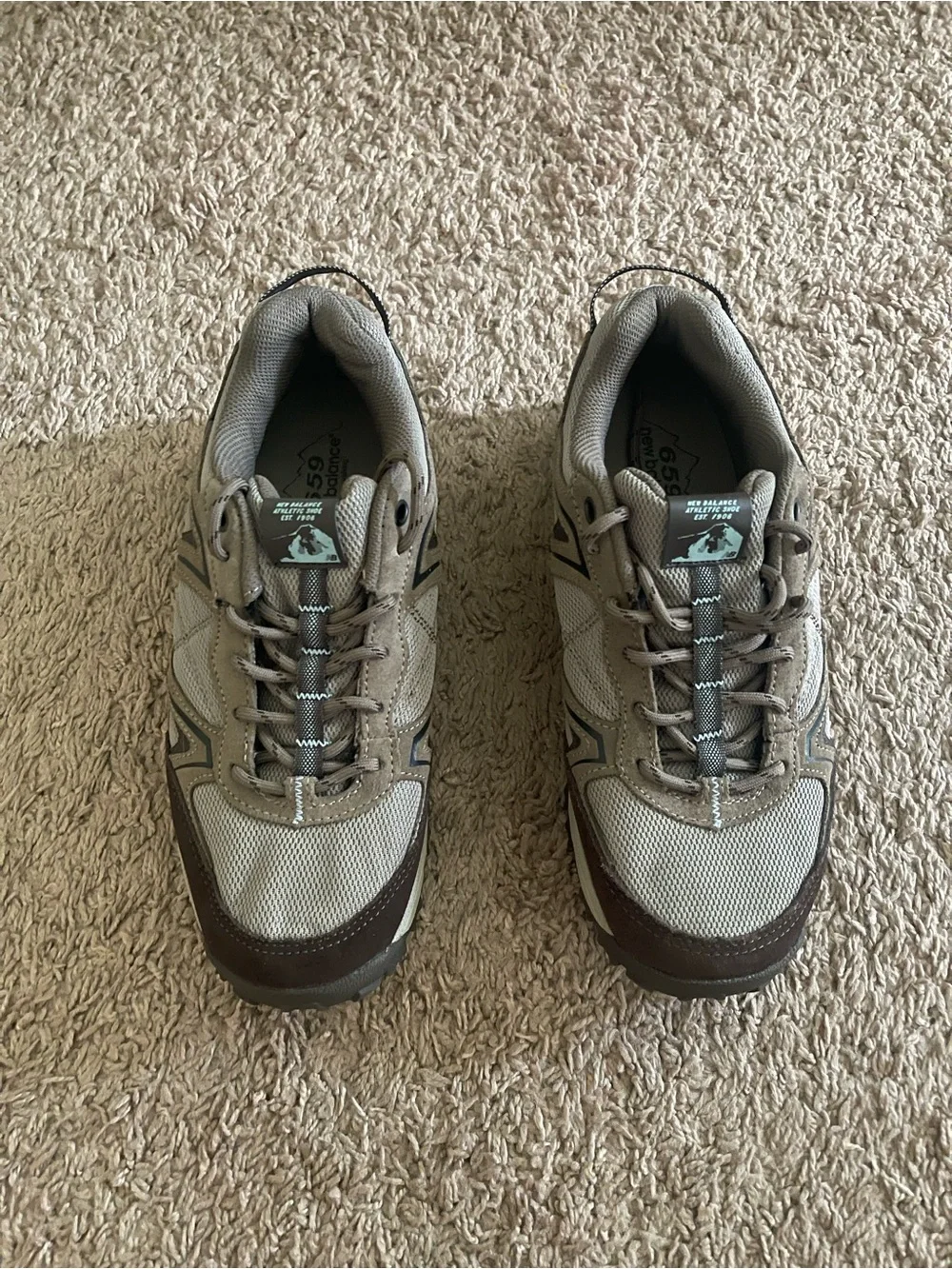 New Balance Men's Gray/Taupe Trail Sneaker